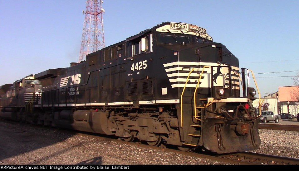 BNSF F-NS430